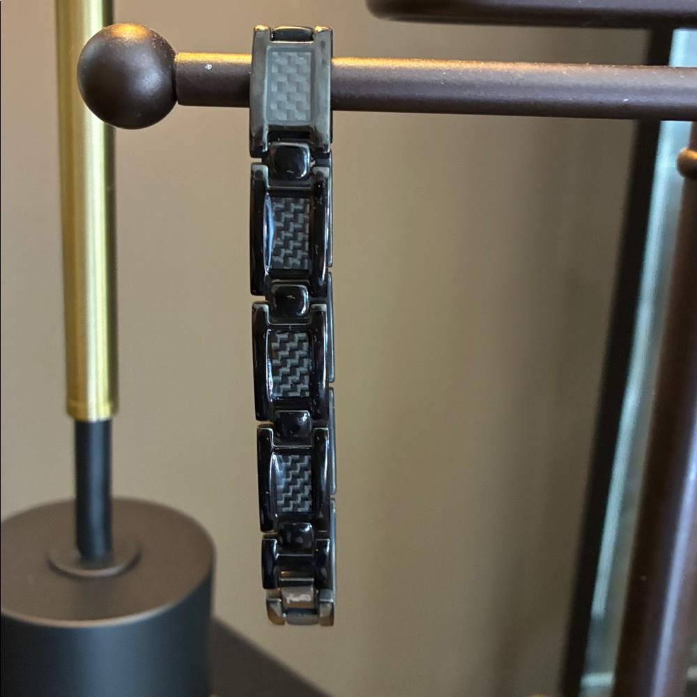Men’s Black Surgical Steel and Carbon Fiber Link Bracelet